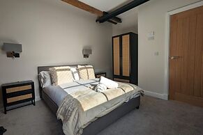 The Sunshade Suite Grade 2 Ancoats