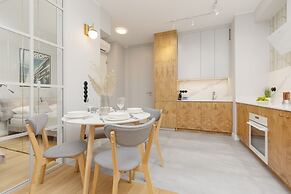 Luxurious Studio by Renters Prestige