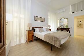 Treasurerome Carmen Suite 2BR
