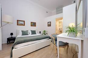 Treasurerome Carmen Suite 2BR