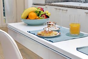 Treasurerome Carmen Suite 2BR