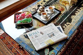 Treasurerome Daphne Terrace Suite 2BR