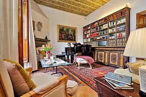 Treasurerome Daphne Terrace Suite 2BR