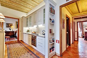 Treasurerome Daphne Terrace Suite 2BR