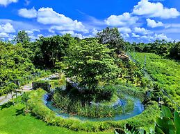 Isan Golf & Adventure Hotel