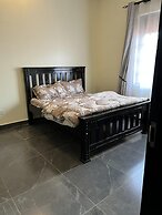 Inviting 9-bed Villa in Kampala