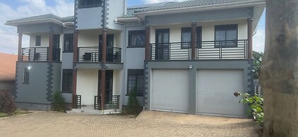 Inviting 9-bed Villa in Kampala