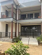 Inviting 9-bed Villa in Kampala