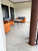 Inviting 9-bed Villa in Kampala