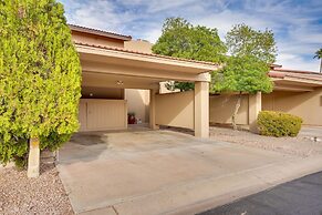 Trendy Scottsdale Townhome With Patio!