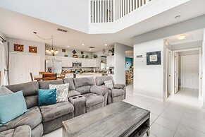 7 Mi to Disney: Kissimmee Home w/ Pool & Hot Tub!