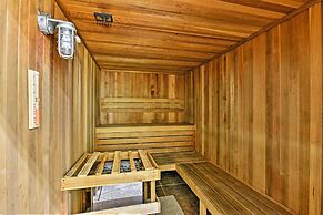 7 Mi to Disney: Kissimmee Home w/ Pool & Hot Tub!