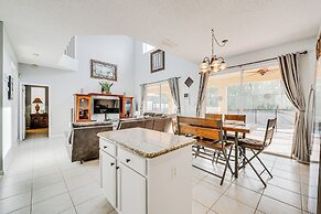 7 Mi to Disney: Kissimmee Home w/ Pool & Hot Tub!