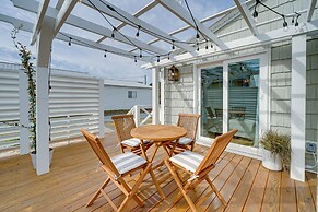 Vintage Surf City Cottage - 132 Steps to Beach!