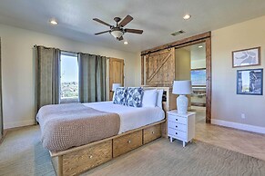 Charming Temecula Home w/ Hot Tub, Mountain Views!
