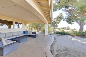 Charming Temecula Home w/ Hot Tub, Mountain Views!