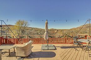 Medicine Park Getaway: Kayaks, Deck & Mtn Views!
