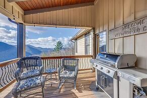 Mountain-view Georgia Cabin w/ 2 Decks