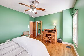 Mountain-view Georgia Cabin w/ 2 Decks