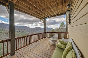 Mountain-view Georgia Cabin w/ 2 Decks
