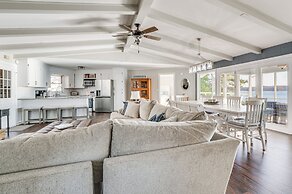 Lakefront Mt Gilead Home w/ Large Dock & Decks!