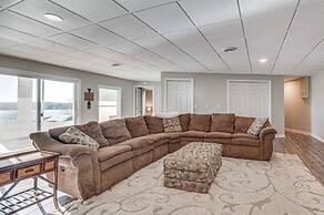 Lakefront Mt Gilead Home w/ Large Dock & Decks!