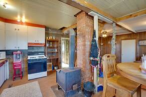 Corral Creek Cow Camp: Pet-friendly Circle Cabin