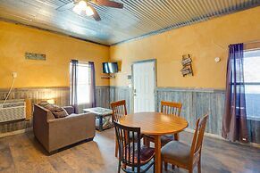 Reservoir Access: Pet-friendly Kerens Cabin!