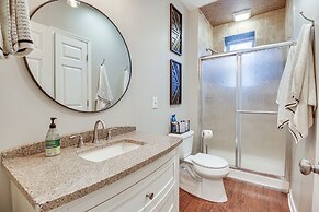 Historic Loveland Apt: Walk to Little Miami River!