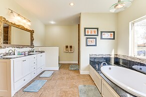 Pet-friendly Opp Vacation Rental w/ Spacious Deck!