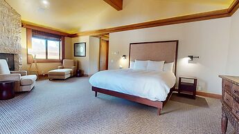 Obsidian #1 4 Bedroom Home by RedAwning