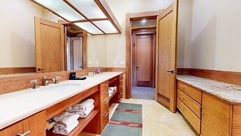 Obsidian #1 4 Bedroom Home by RedAwning