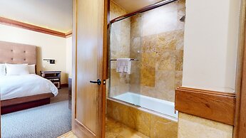 Obsidian #1 4 Bedroom Home by RedAwning