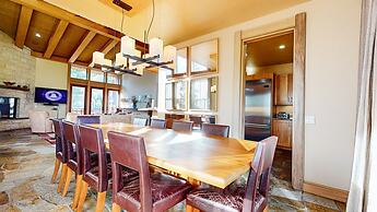 Obsidian #1 4 Bedroom Home by RedAwning