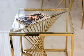 Glamour Studio by Renters Prestige