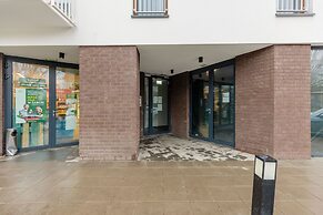 Glamour Studio by Renters Prestige