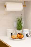 Glamour Studio by Renters Prestige