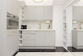 Glamour Studio by Renters Prestige