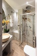 Romantic Studio under Acropolis