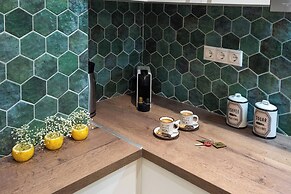 Romantic Studio under Acropolis