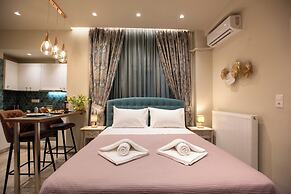 Romantic Studio under Acropolis