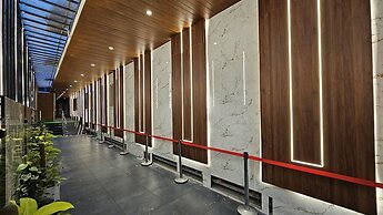 Emerald Urban Comforts