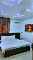 Skenyo Hotel & Apartments