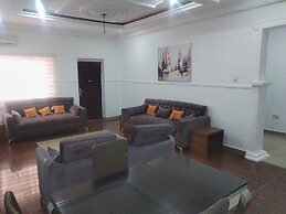 Skenyo Hotel & Apartments