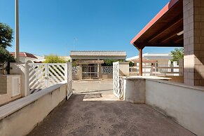 3651 Casa Iro by Barbarhouse