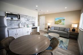 Sugarloaf Key Hotel at KOA Resort