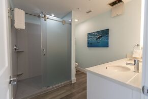 Sugarloaf Key Hotel at KOA Resort