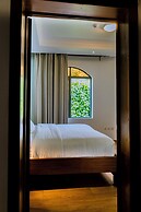 The Little Hill Boutique Hotel