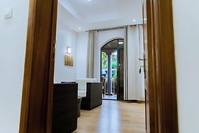 The Little Hill Boutique Hotel