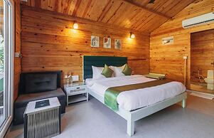 Stone Wood Jungle Resort